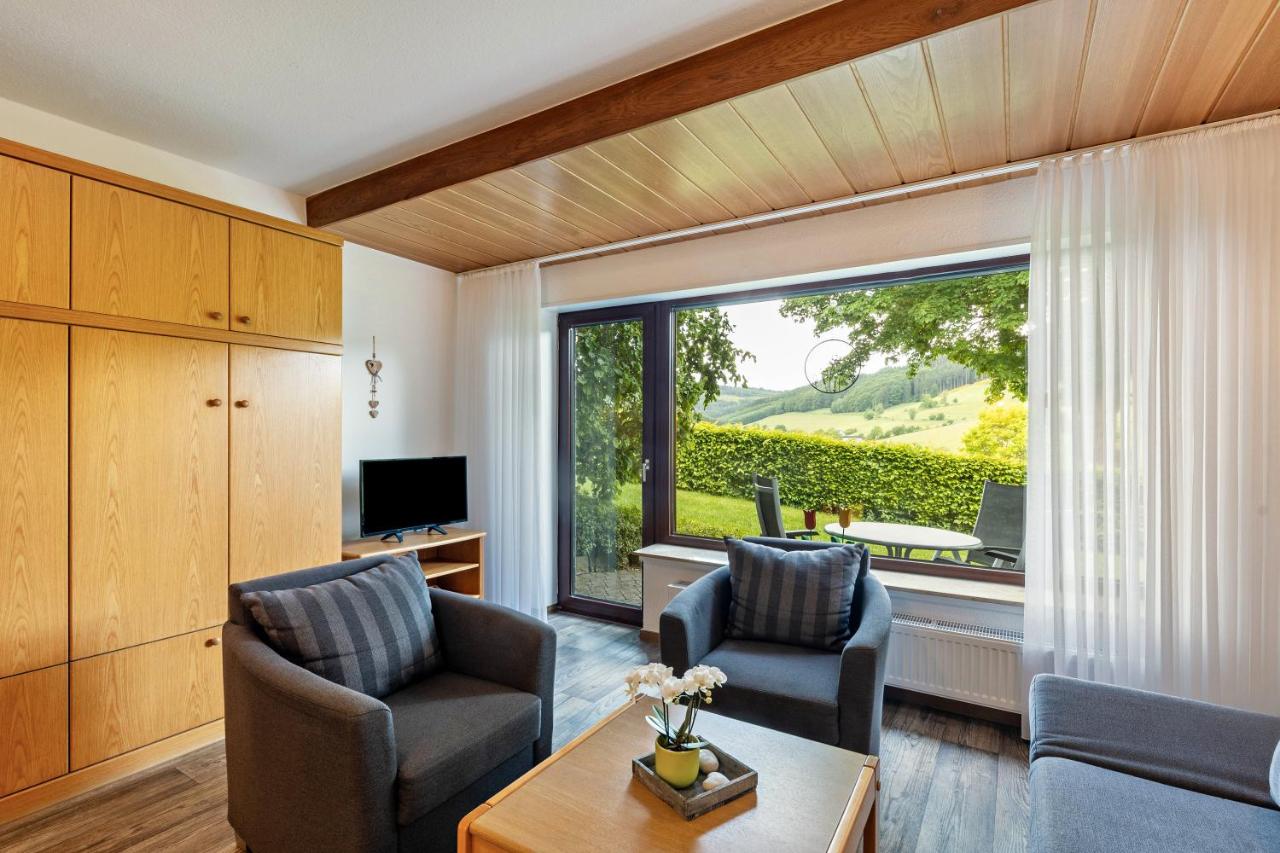Superior One-Bedroom Apartment