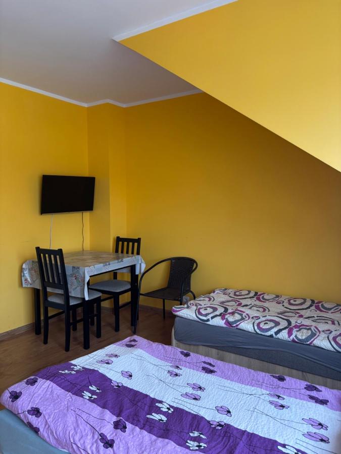Doppelzimmer mit Balkon