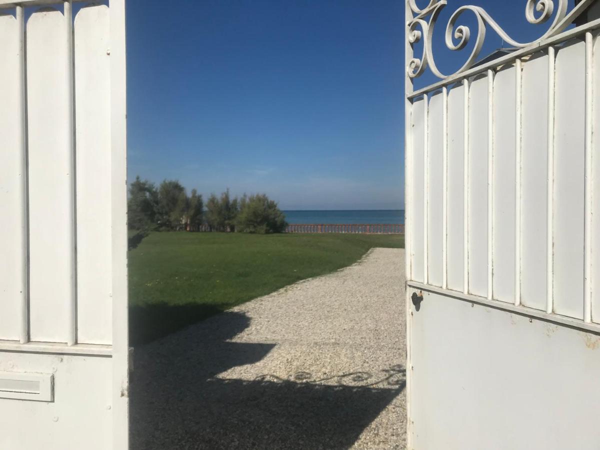 maison accès plage direct - 6 couchages - emplacement exceptionnel - Bed and Breakfast Houlgate