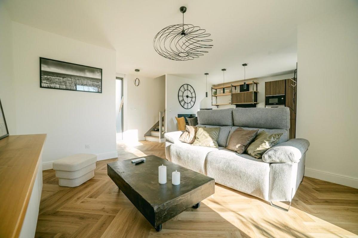 Maison spacieuse et jardin proche Soulages WisdhomeConciergerie - B&B Rodez