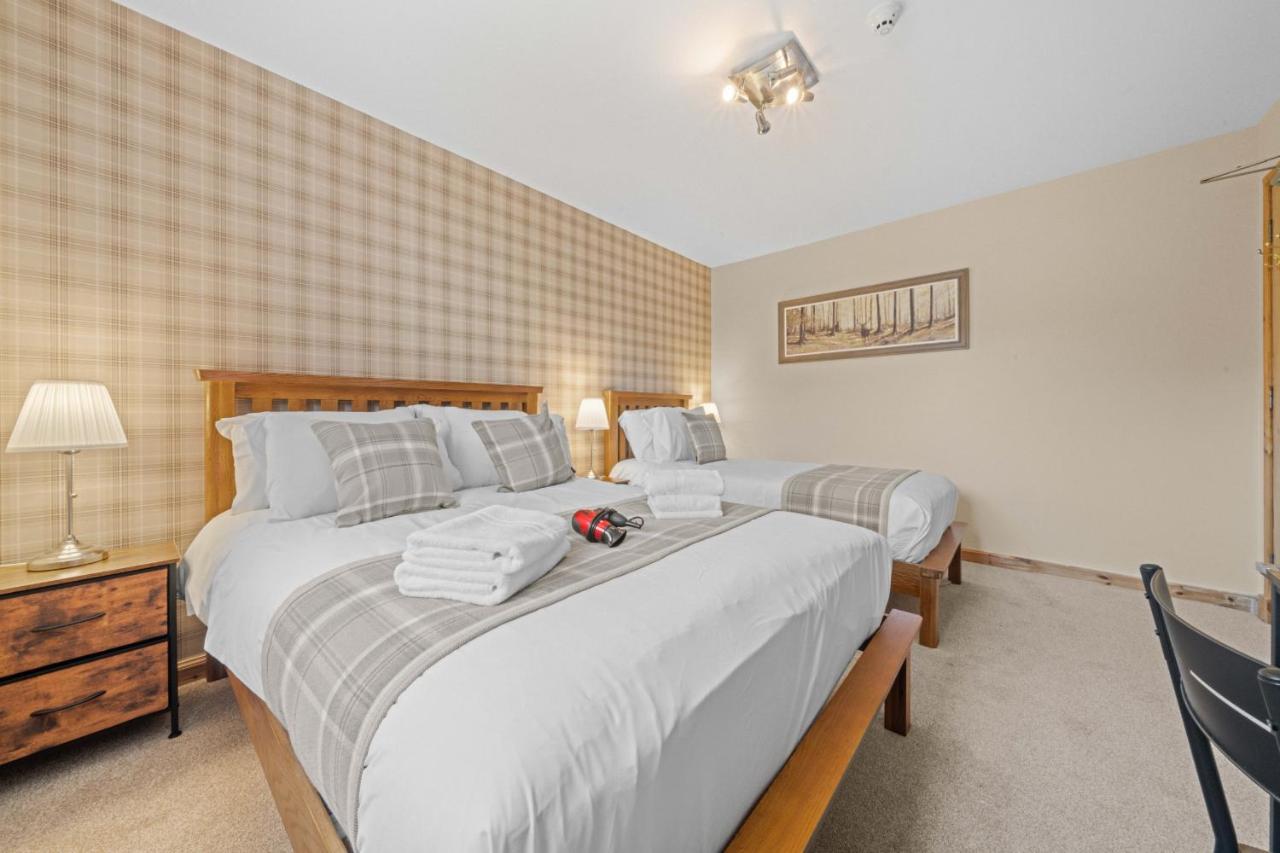 Triple Room with Shared Bathroom
