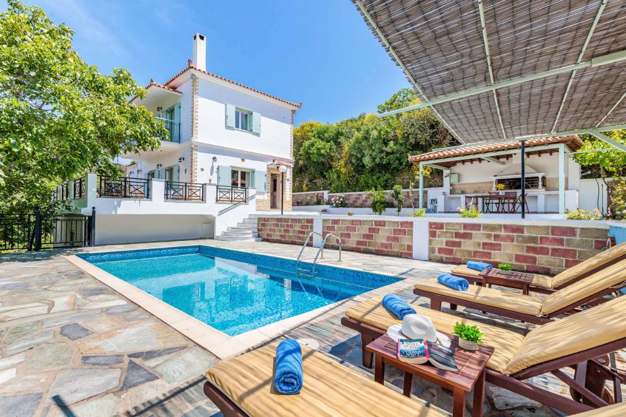Villa Augusta - Bed and Breakfast Skópelos