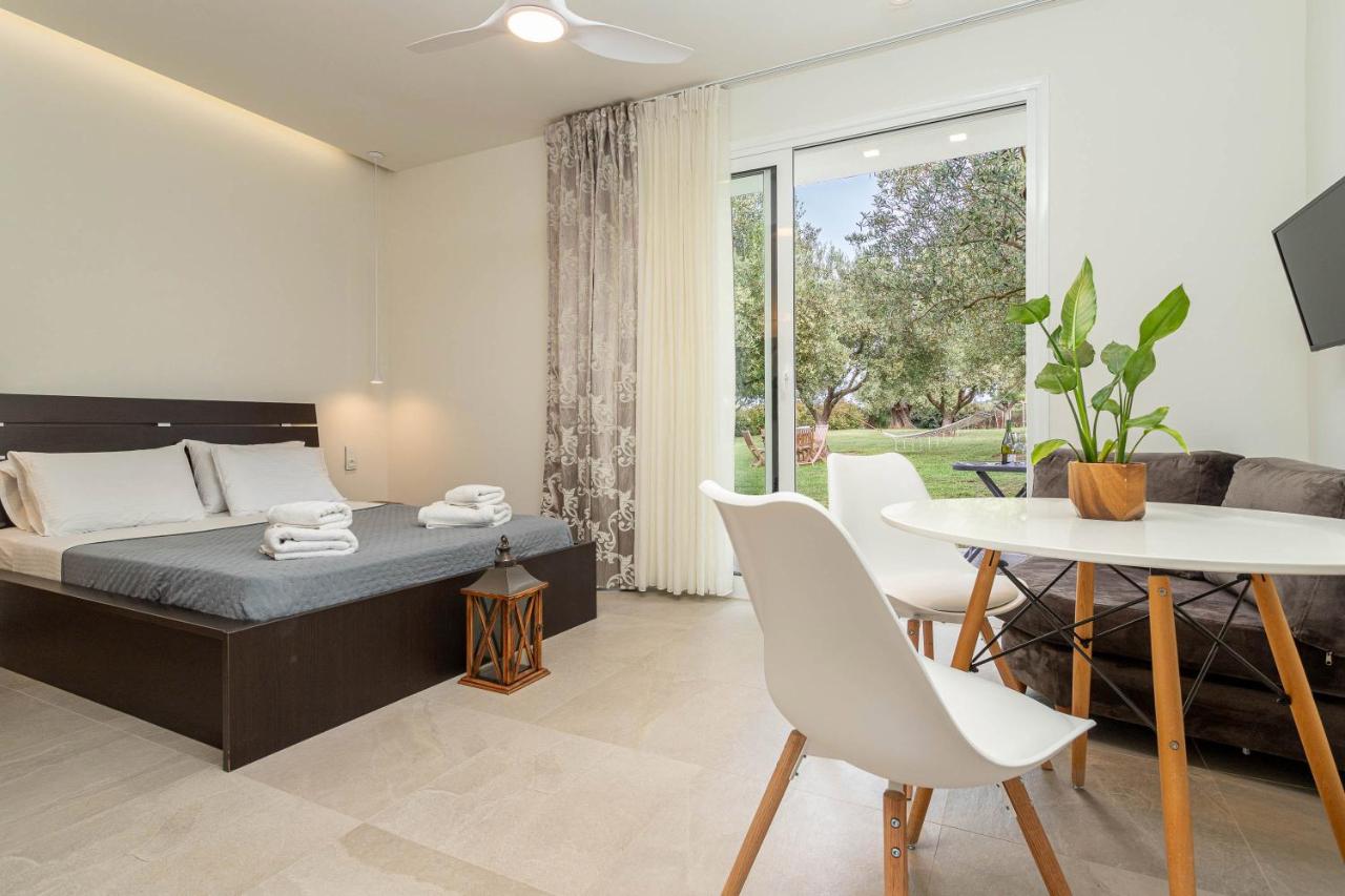 One-Bedroom Suite