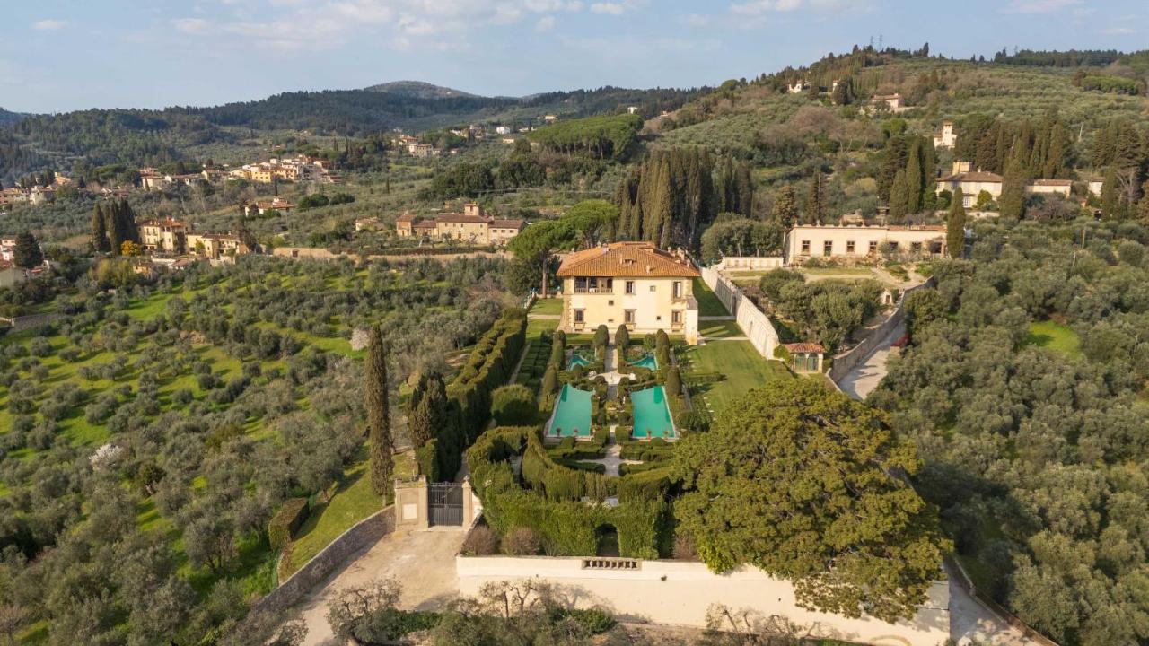 Villa Gamberaia - UNESCO Heritage Gardens - B&B