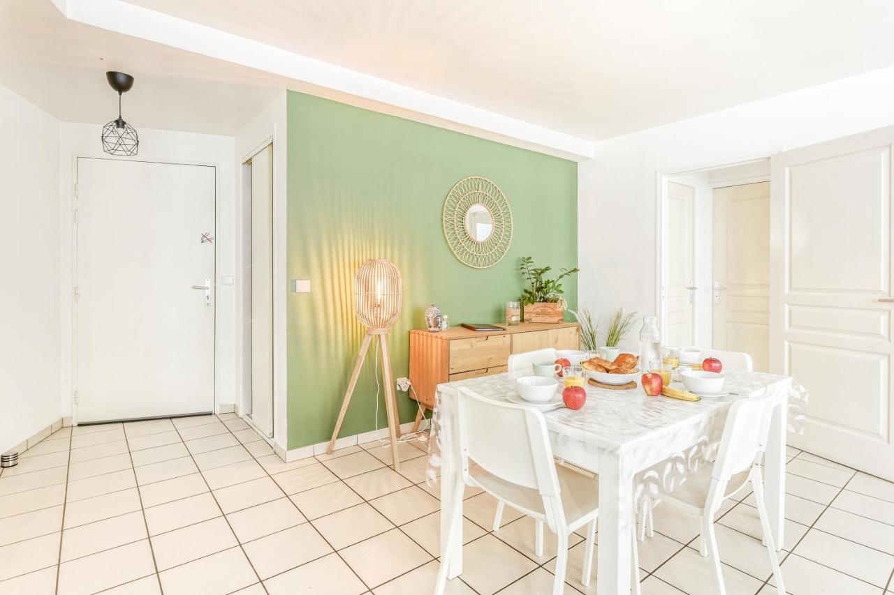 Cosy T2 à 100m de la Gare, parking gratuit, WiFi Fibre pour 4 personnes - Ferienwohnung Saint-Cyr-l’École
