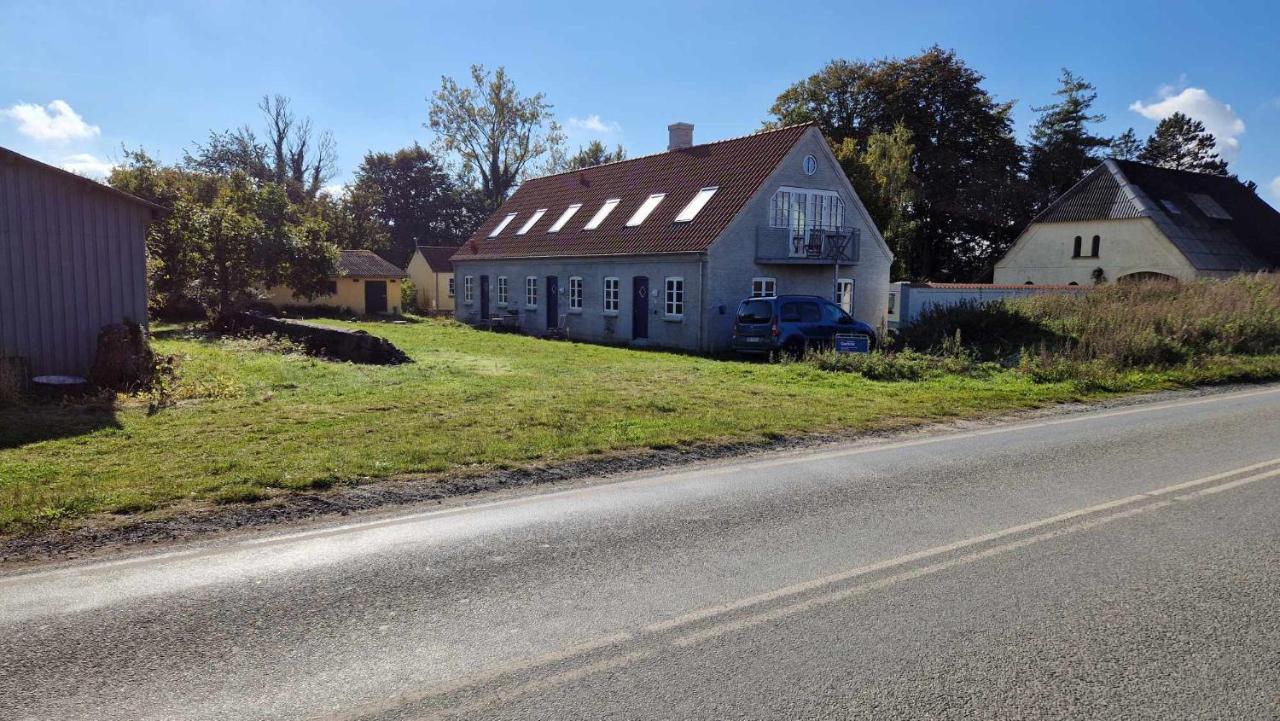 Lejlighed nær badesø - B&B