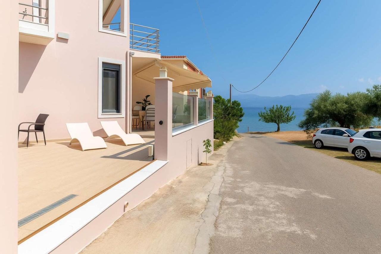 La Casa Rosa Seaside Getaway - B&B