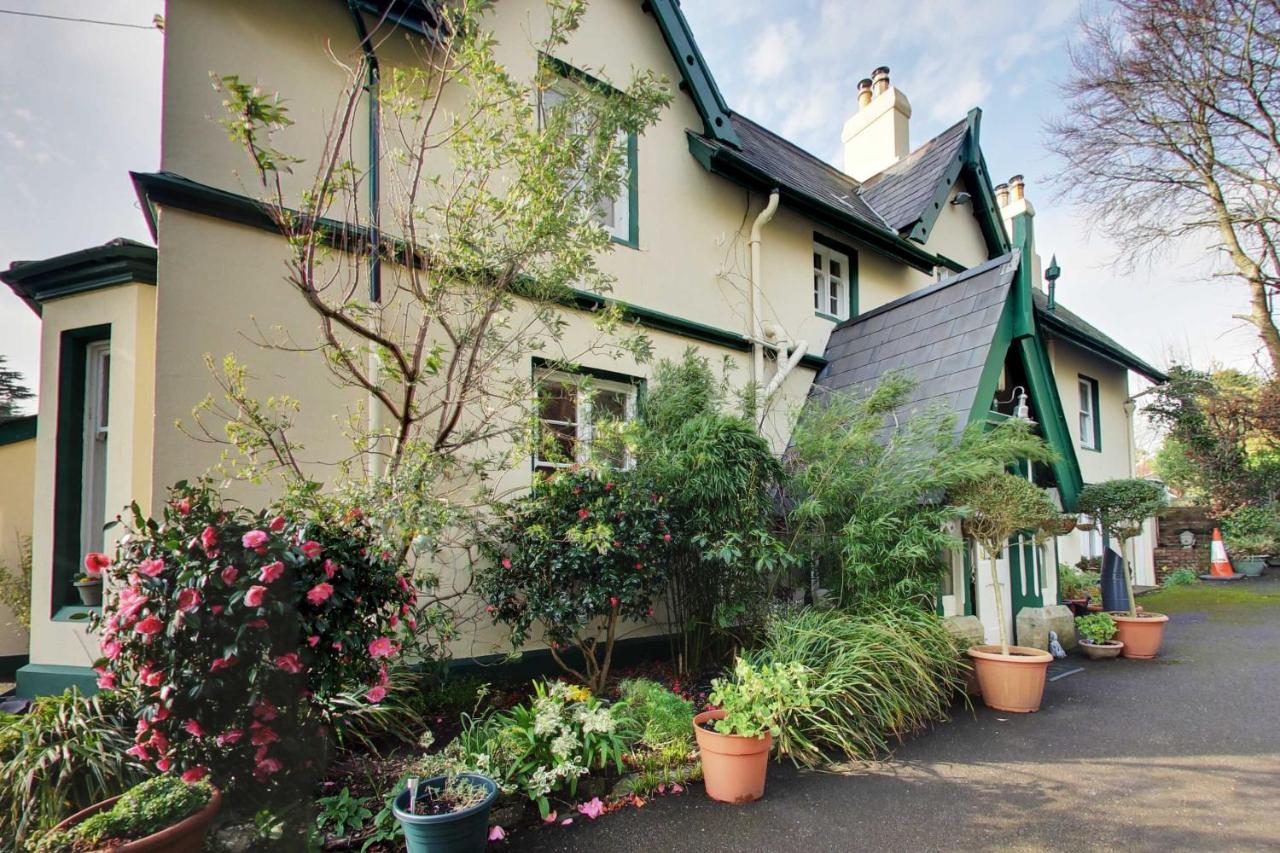 Robin Hill House Heritage Guest House - B&B