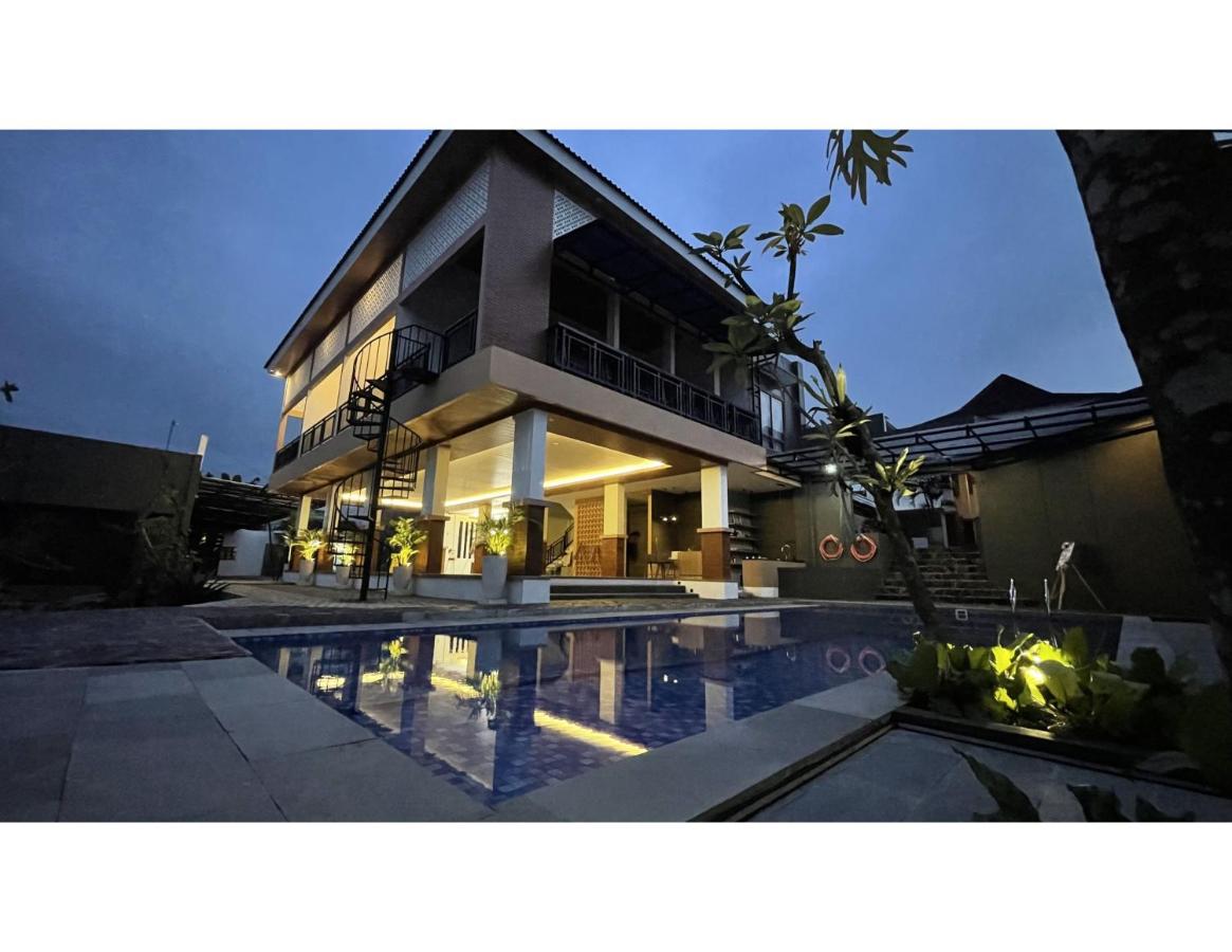 Abriki Village - B&B Kalianget