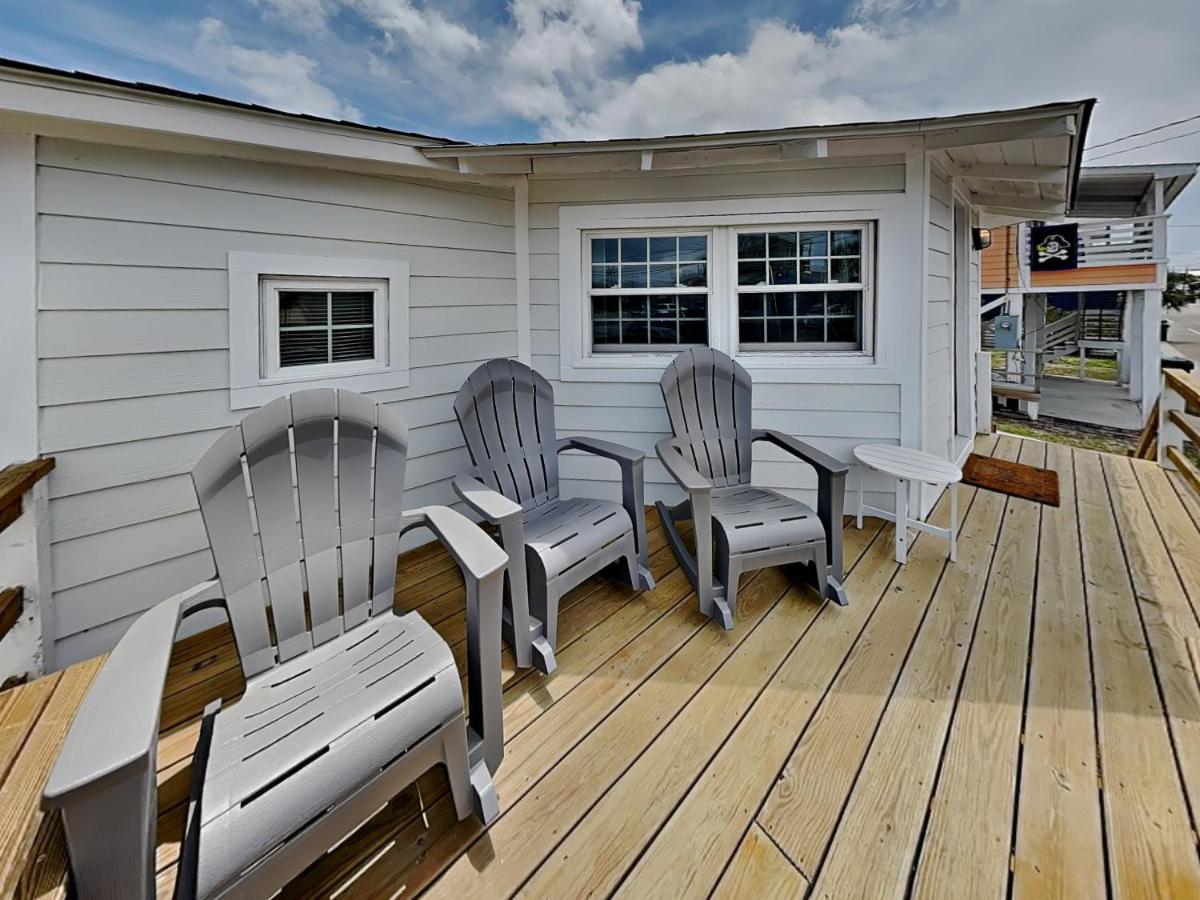 Toes in the Sand - B&B Carolina Beach