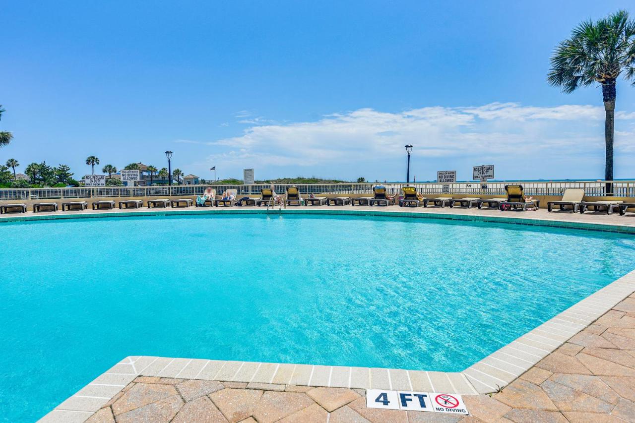 Oceanfront Resort Condo w/ Pools in Myrtle Beach - Ferienwohnung Myrtle Beach