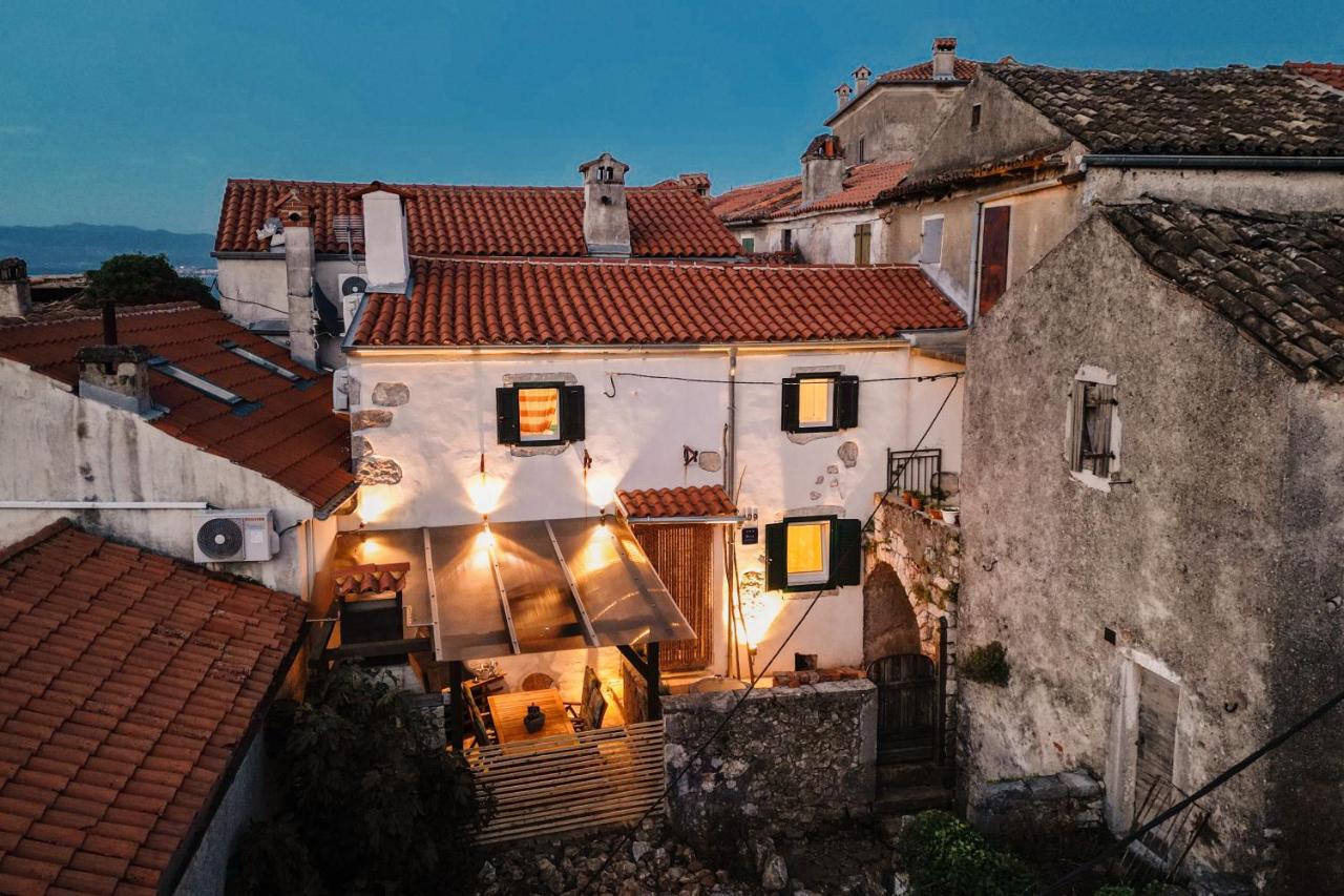 The House - B&B Beli