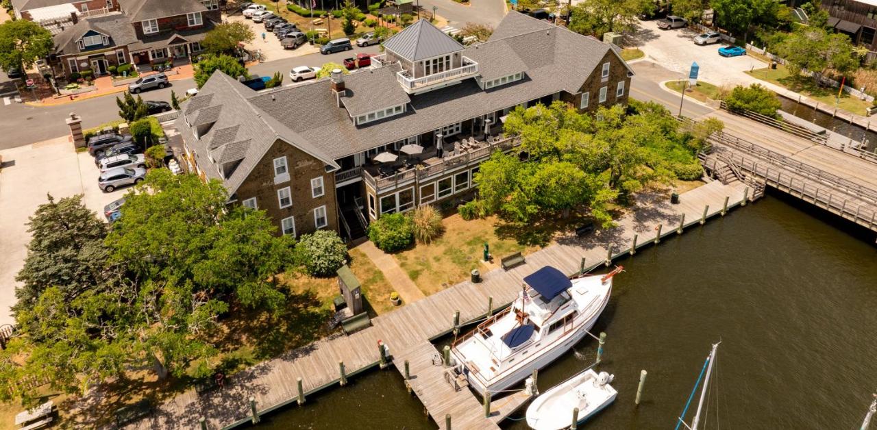 The Tranquil House Inn - B&B Manteo