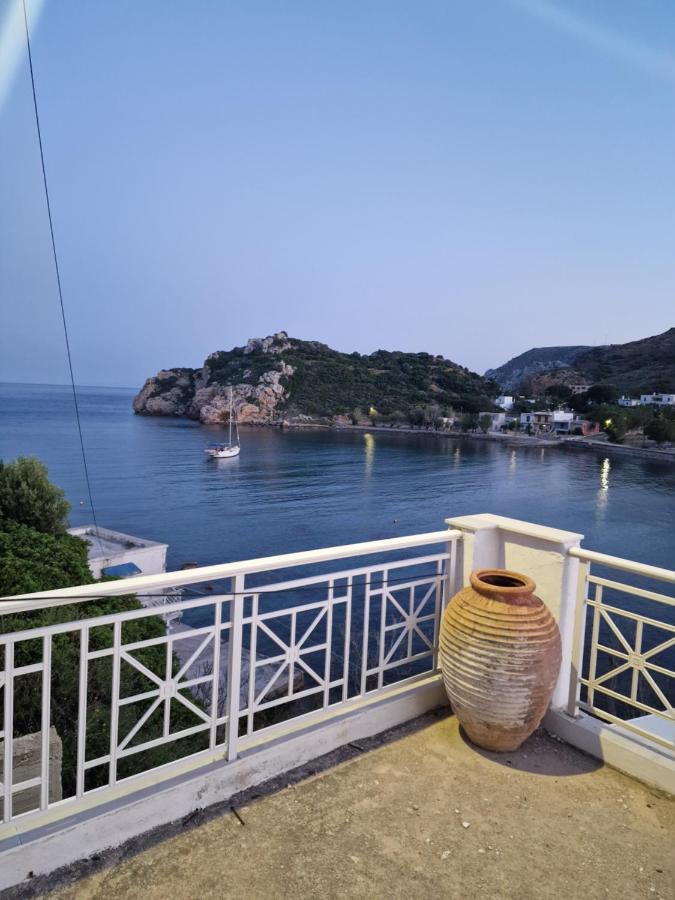 Emporios Mansion - B&B
