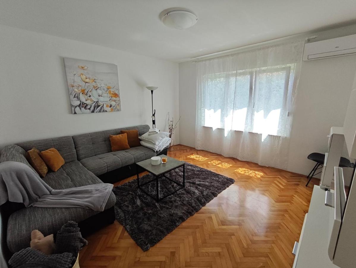 Antemma Apartment - Ferienwohnung Pula