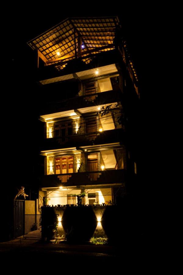 Tour Apartments - B&B Weligama