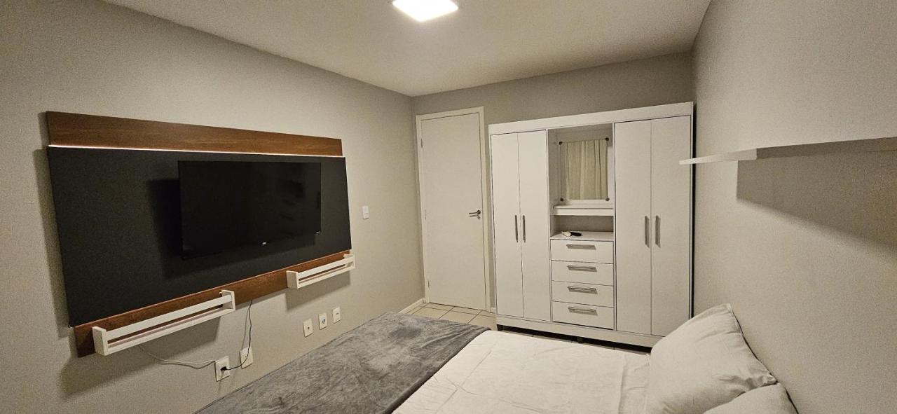 Apto 2 Quartos com Suíte, Garagem, 300m da Praia - B&B Fortaleza