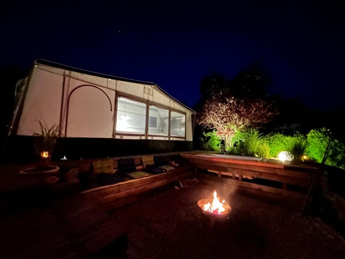 Glamping mit wundervollen Ausblick - B&B