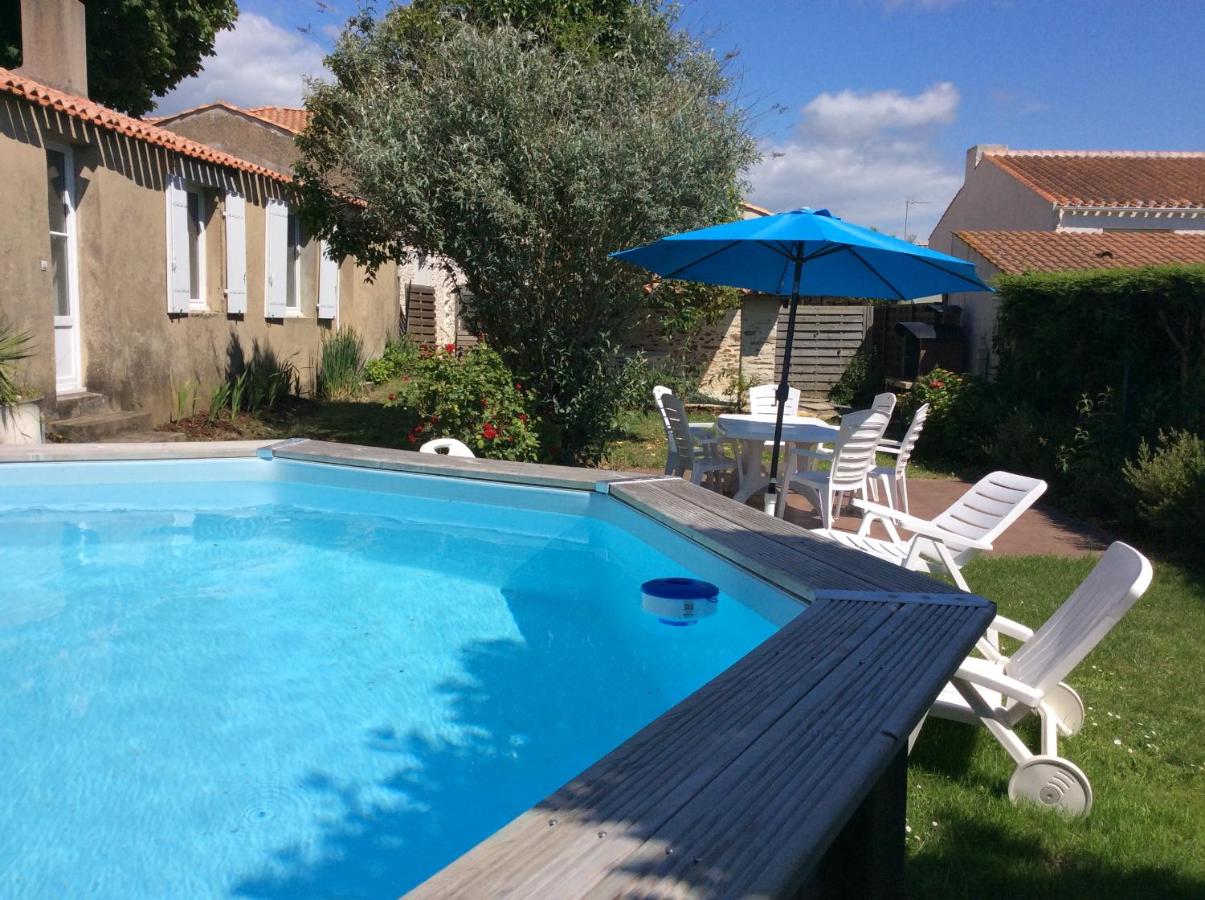 Charmante maison dans le centre d'Olonne sur mer - B&B