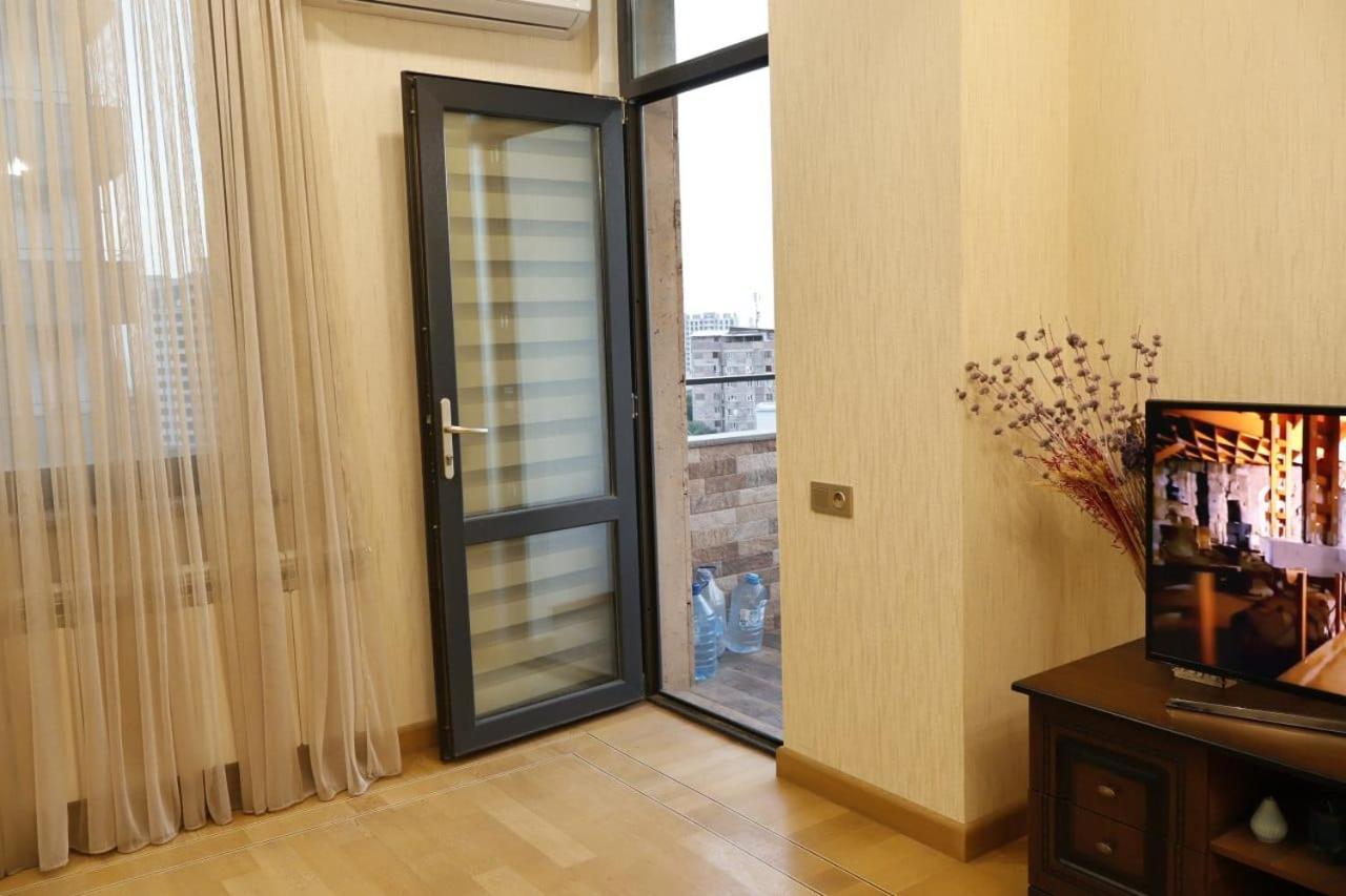 Уютная комфортная квартира - Ferienwohnung Jerewan