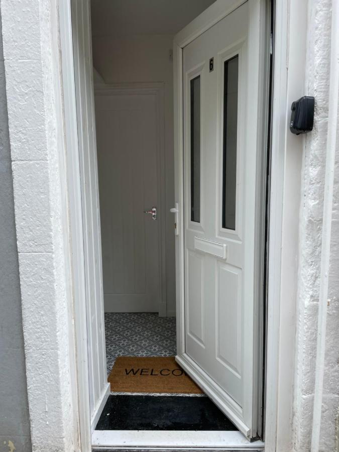 Cosy In - Bed and Breakfast Millport