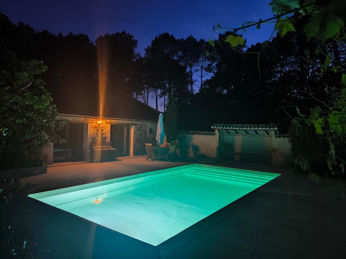 Gîte sous les pins La grange à deux - B&B Giscos
