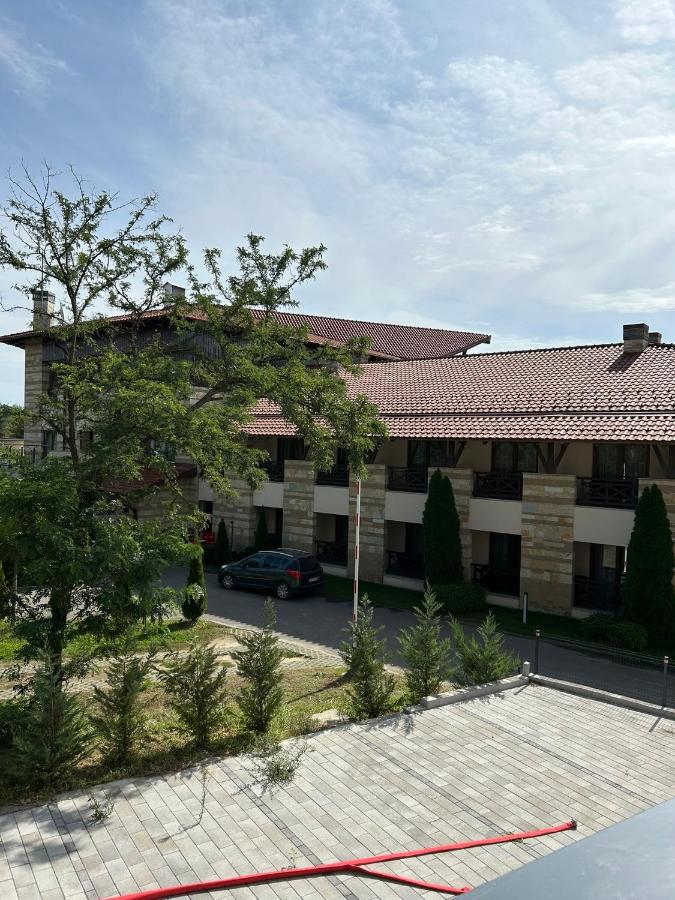 Dika i Miša - B&B