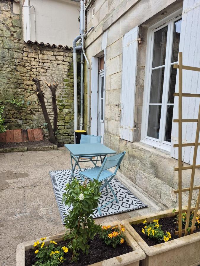 Charmant studio avec cour privée - B&B