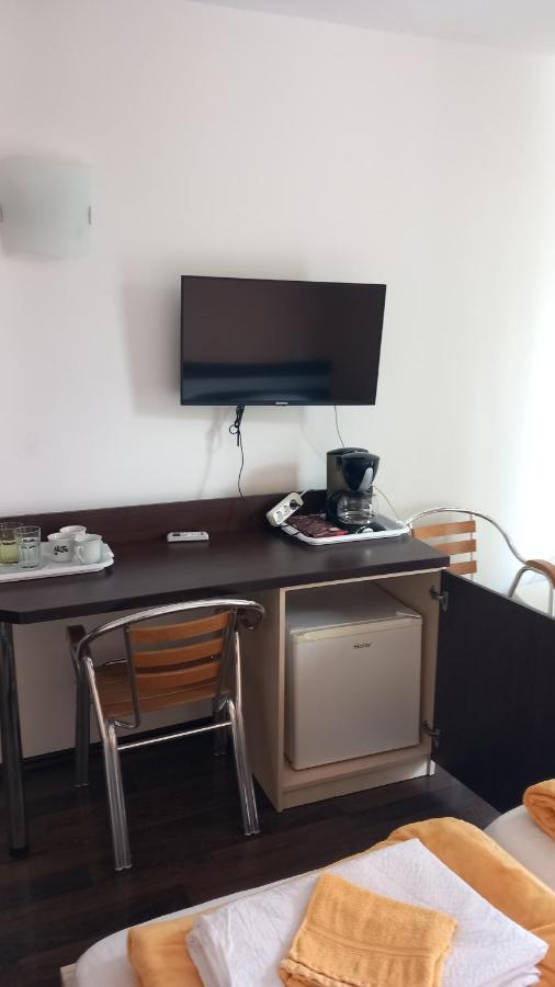 Triple Room with Bathroom