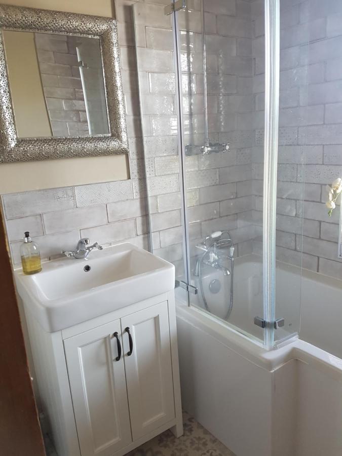 Double Room with Private External Bathroom