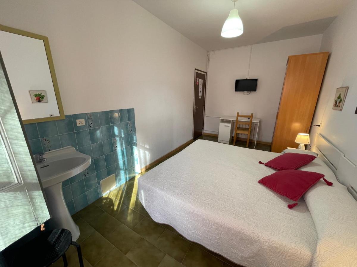 Standard Doppel-/Zweibettzimmer mit Balkon