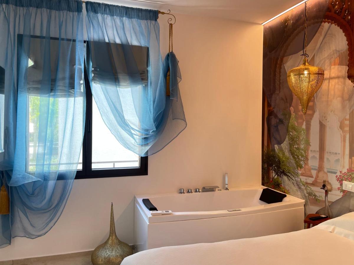 Double Room with Spa Bath