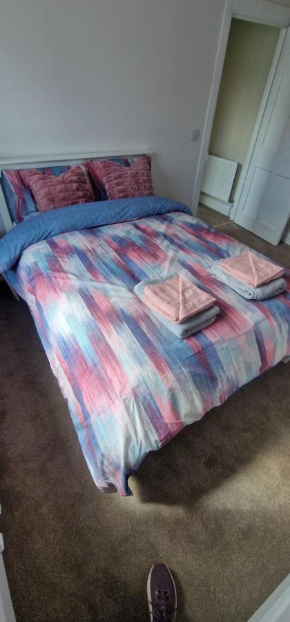 Cosy Home Swinford Town - B&B Swinford