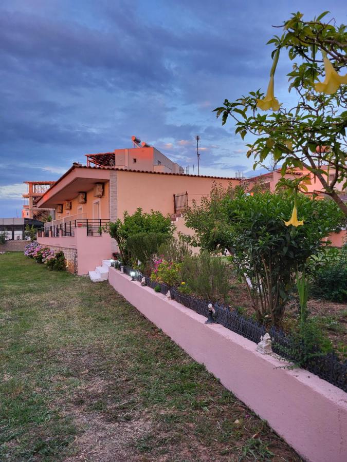 Apartments Jay - B&B Ksamil