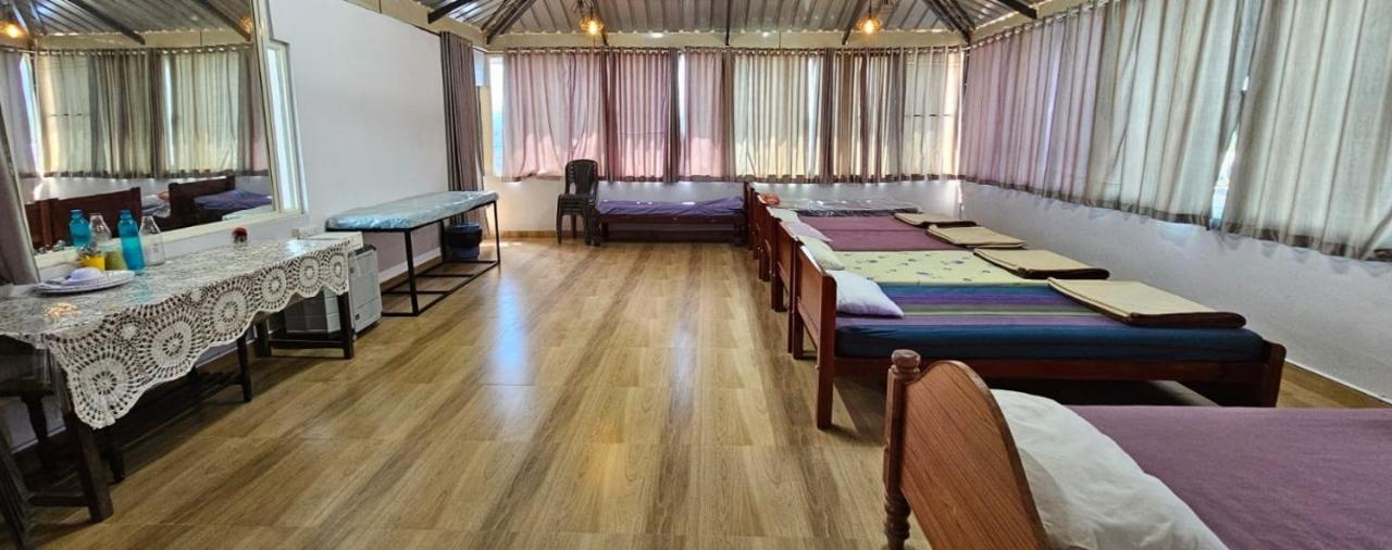Mixed Dormitory Room
