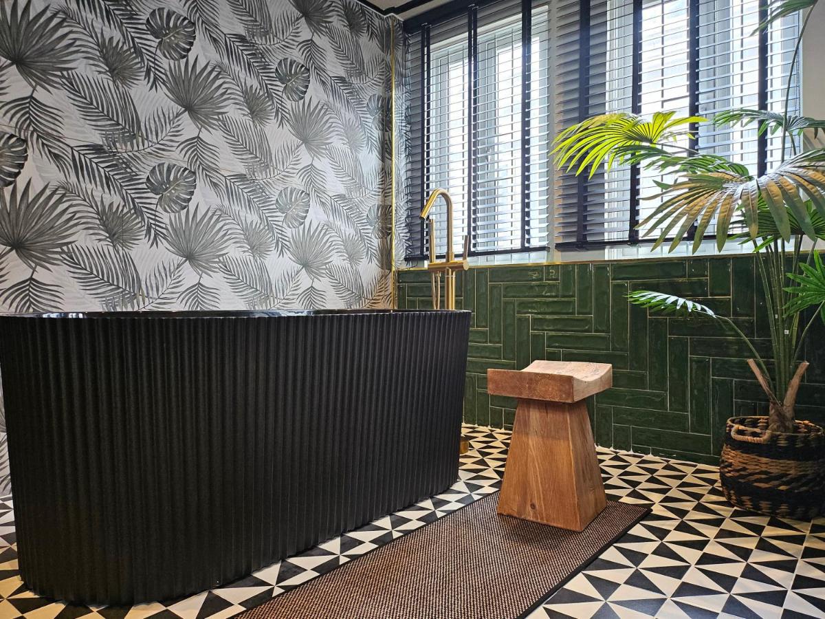 Soho House Old Town Bangkok - B&B Bangkok