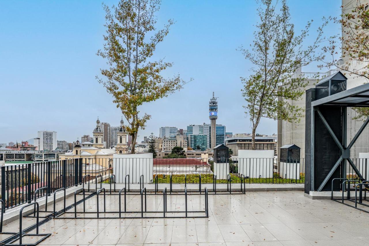 Corazón Stgo Estilo Puro AC Wifi 5 min metro moneda - B&B Santiago del Cile