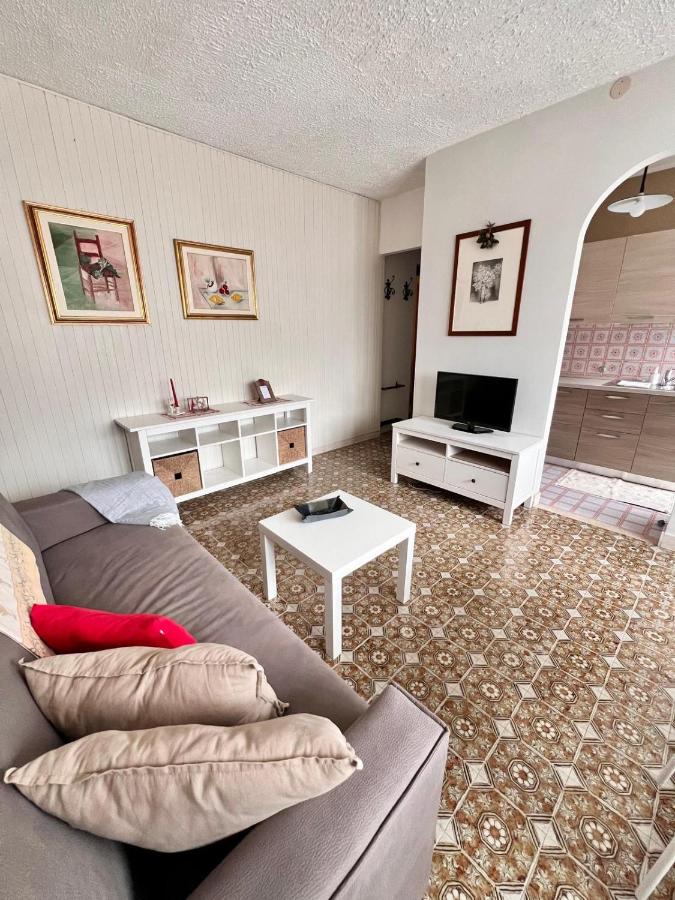 A 100m dalle Terme, Luminoso con vista montagne - Bed and Breakfast Saint-Vincent