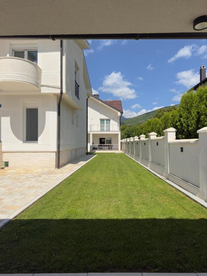 Plav Serviced Apartments by Doni - B&B