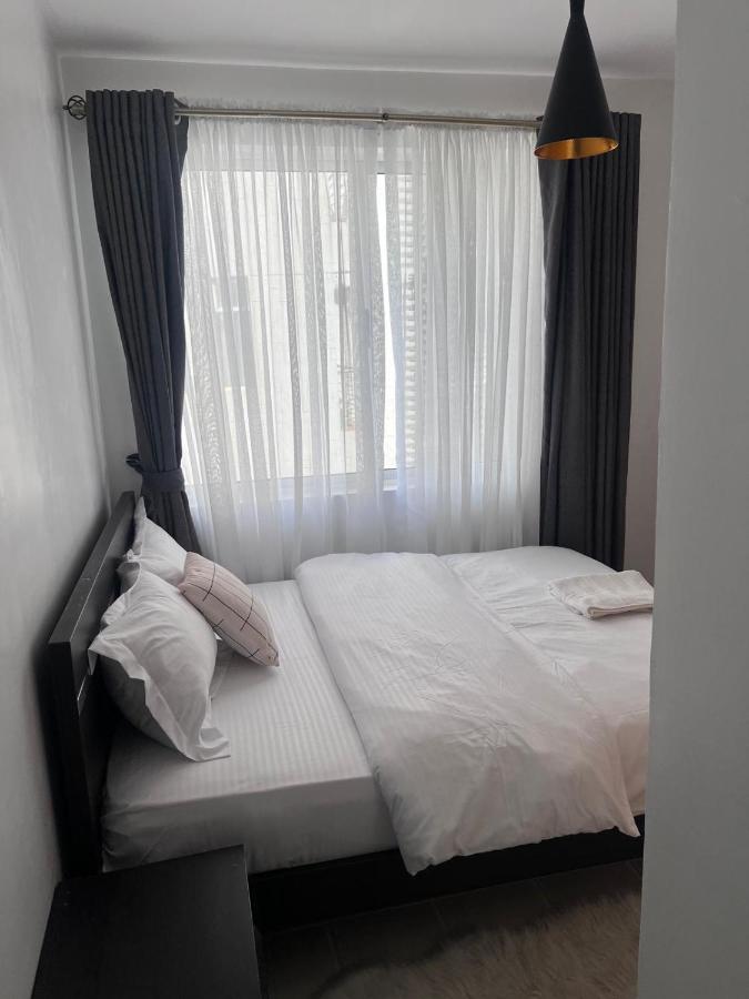 racecourse apartments - B&B