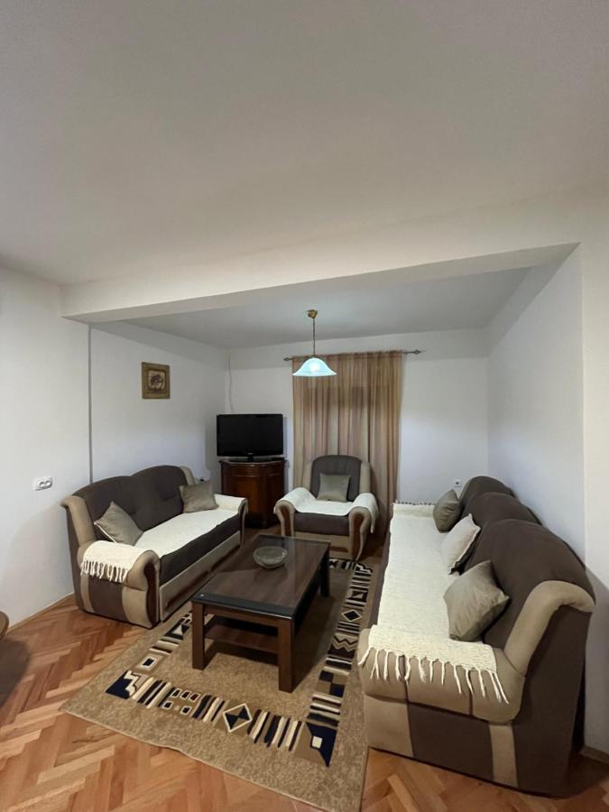 R&S two bedroom apartment - B&B Podgorica