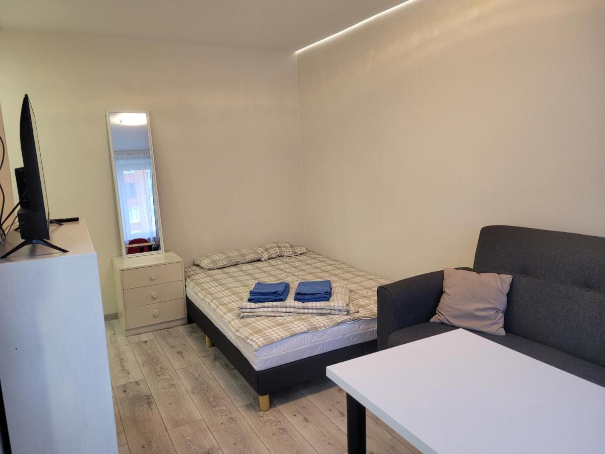 Уютная студия Pähklimäe 11 - Bed and Breakfast Narva