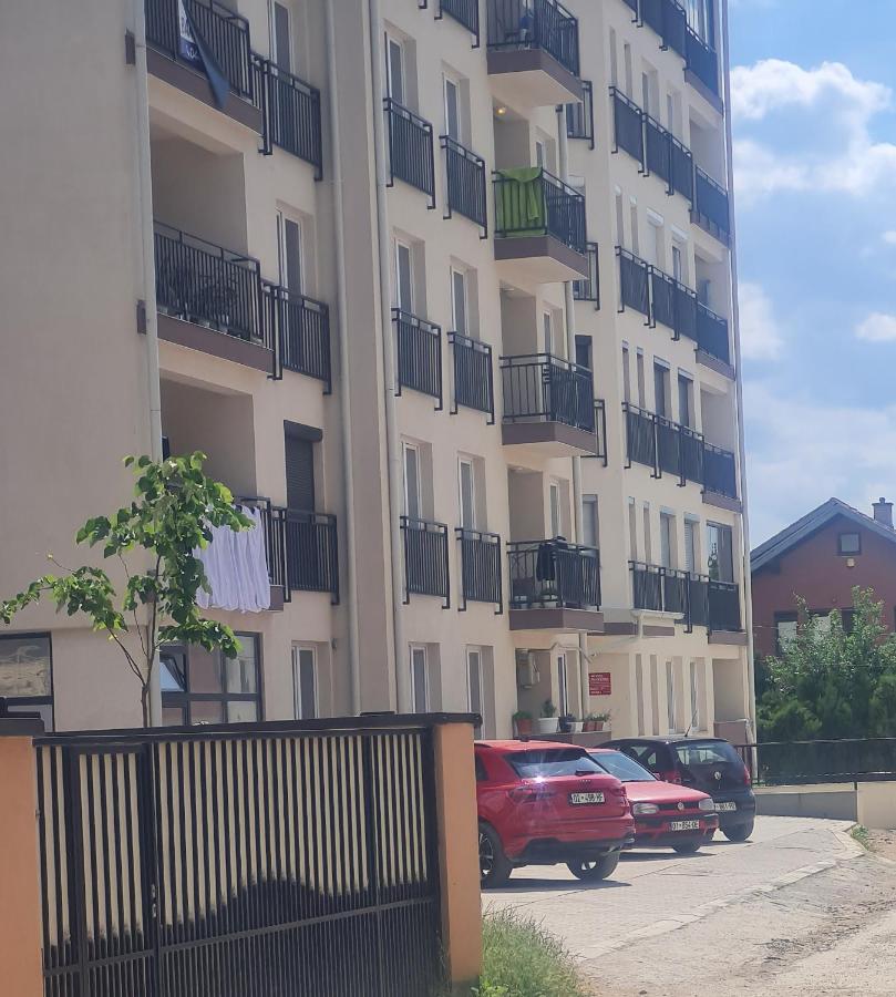 Affordable and Fully Furnished Apartment Fushë Kosovë, Ground Floor - B&B