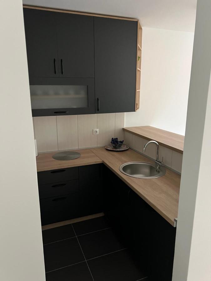 Apartment Ljalja 2 - B&B