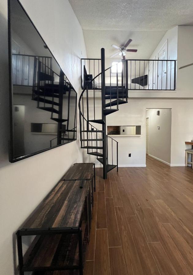 Charming 2-bedroom townhome in brilliant Baton Rouge minutes from LSU - Ferienwohnung Baton Rouge