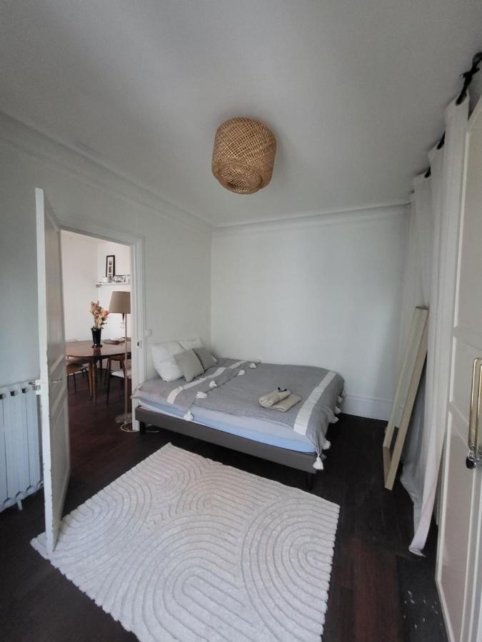 Charmant 61 m2 bas Montmartre - Chambres d’hôtes Paris