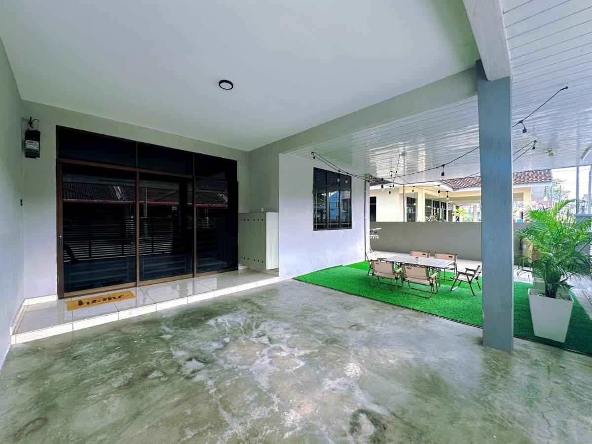 10Pax BM大山脚 Alma Single storey Semi-D 5-minute To Aeon Mall - B&B Bukit Mertajam