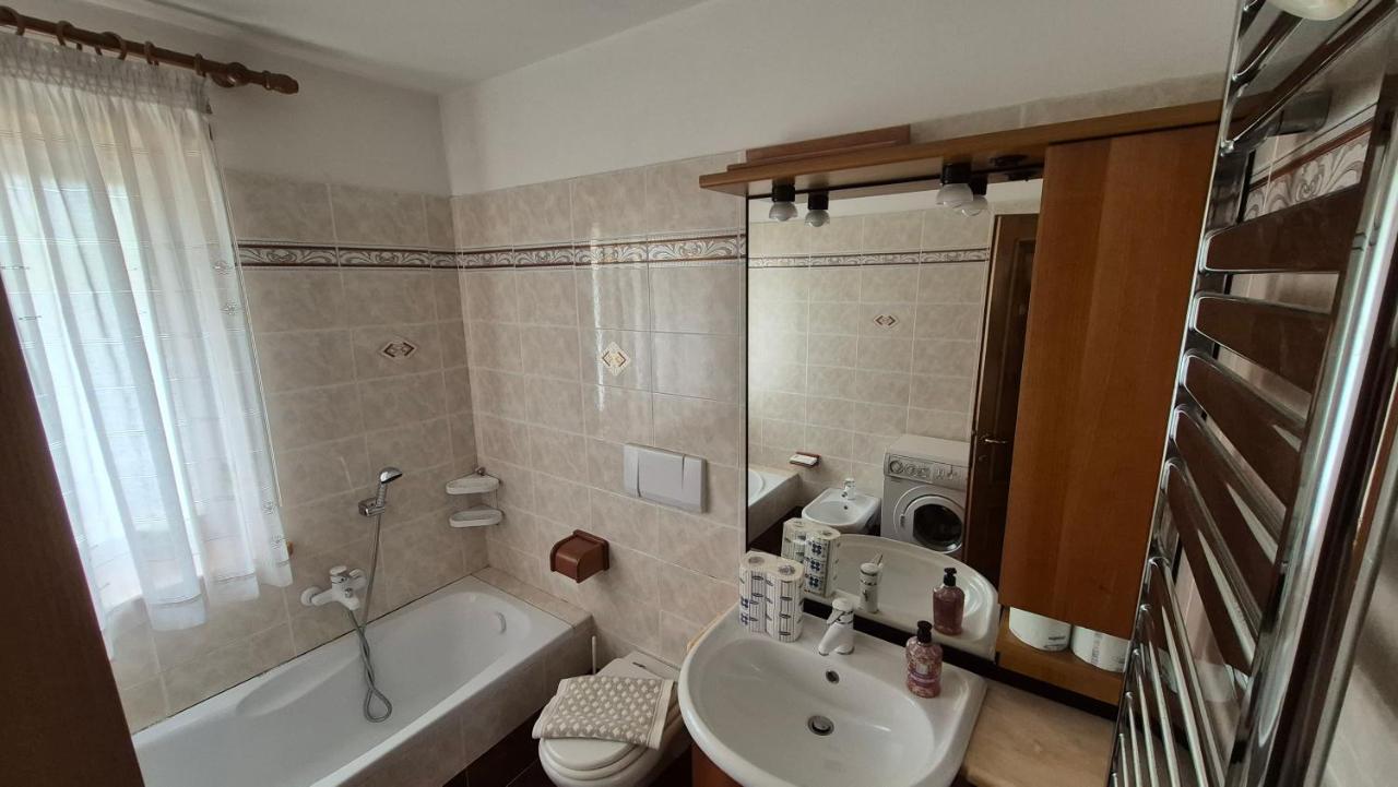 Appartamento Standard con 3 Camere da Letto