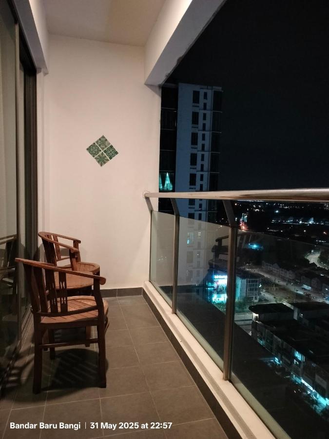 Evo Soho Bangi by De'Lara Homestay - B&B