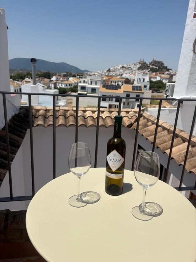 Apartamentos Élan - Ferienwohnung Olvera